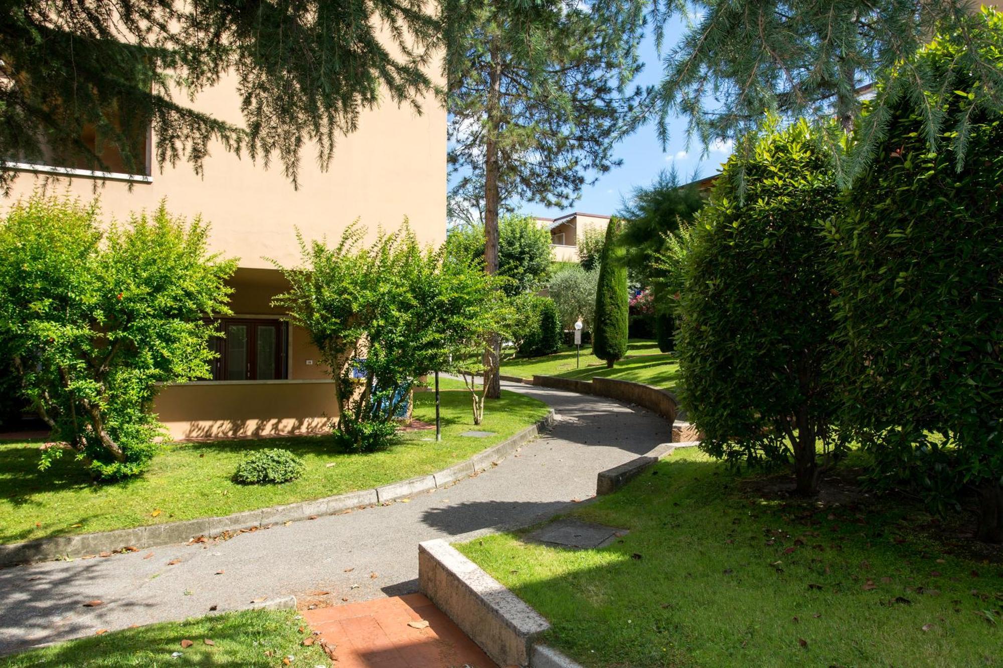 Appartamenti Massimiliano Peschiera del Garda Exterior photo
